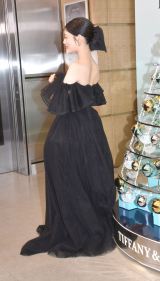 画像・写真 | 高畑充希、胸元ざっくり透け感ドレス 手編みで三角ビキニ