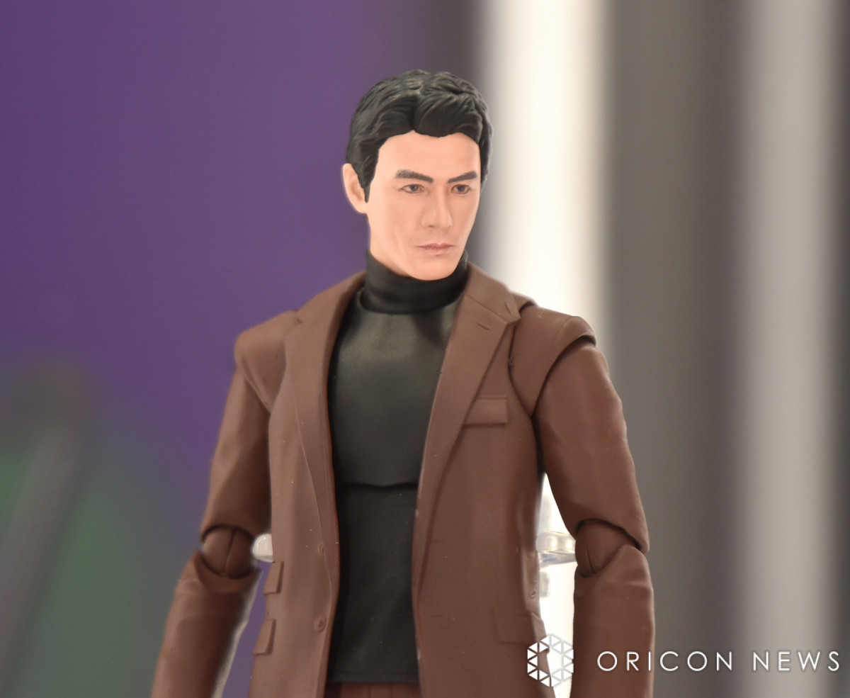 伊藤英明、バンダイにガチのお願い フィギュア余剰パーツの「専用