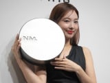 u؍RXuhwNAMING.xVCMEVi\vɏoȂTWICEENAYEON (C)ORICON NewS inc. 