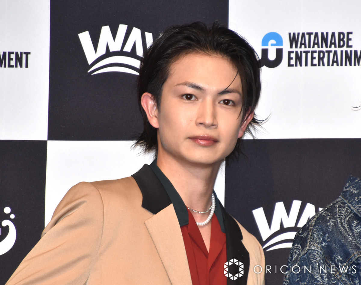 綱啓永、俳優業の楽しいところを問われ即答「オフに友だちとサウナに