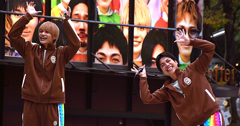 WEST.重岡大毅、ちゃっかり『VC-3000のど飴』宣伝 中間淳太は20年以上