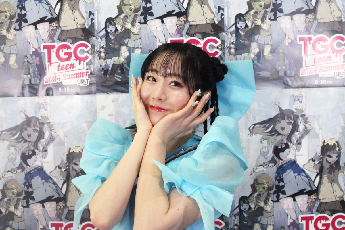 FRUITS ZIPPERE^܂ (C)ORICON NewS inc. 