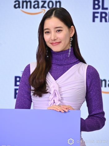 画像・写真 | 新木優子、エレガントなパープルコーデ 『Amazon