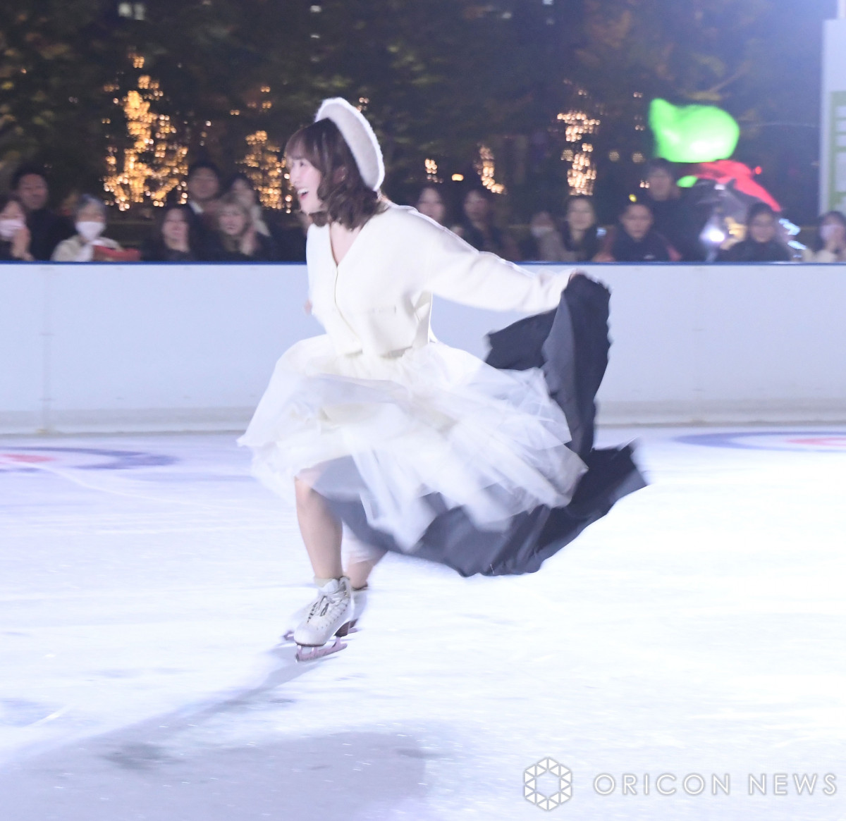 20歳・本田望結、大阪駅前でフィギュア演技 小4から11年連続…「大人