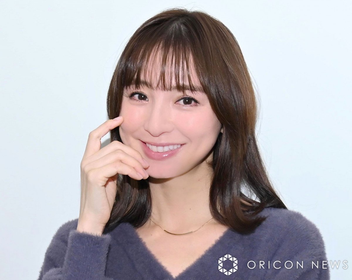 篠田麻里子、7ヶ月ぶりYouTube再開 チャンネル名から「家」外れ「自分の言葉で」発信へ 現状や今後にも言及 | ORICON NEWS