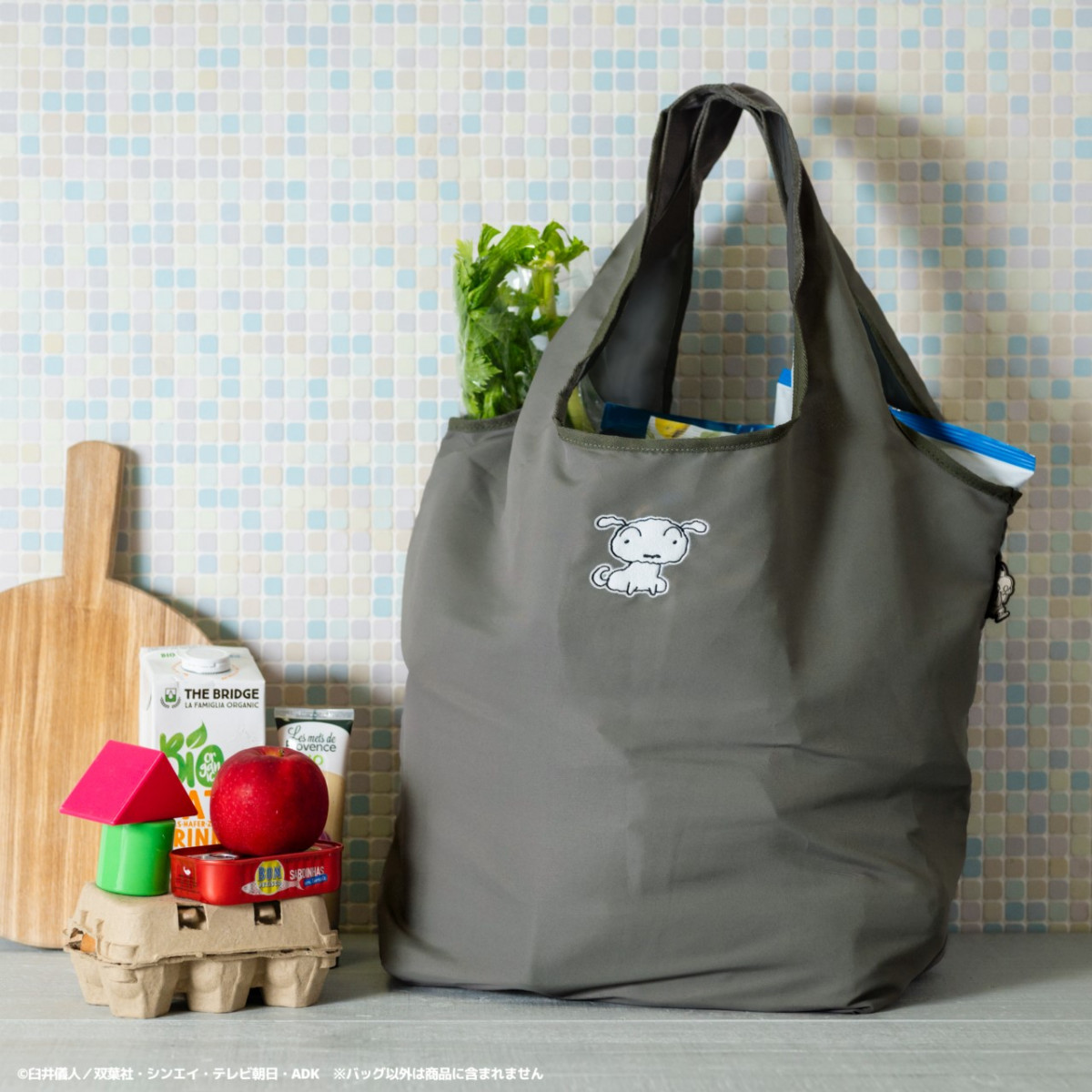 クレしん』みさえが本気で考えたトートバッグ・エコバッグ登場 主婦