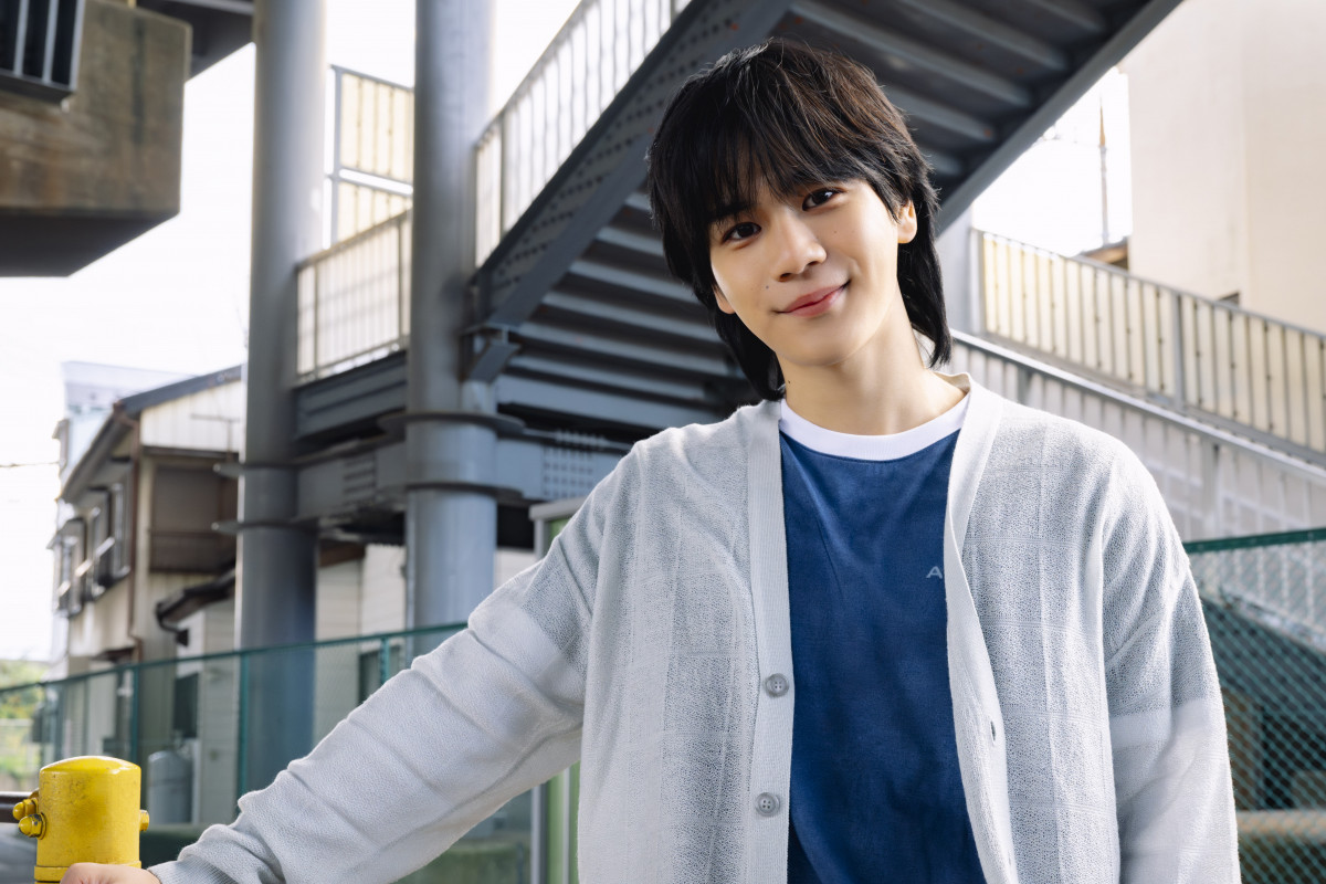 豆原一成、日曜劇場で存在感 JO1メンバーは”豪華キャスト”に驚き「この