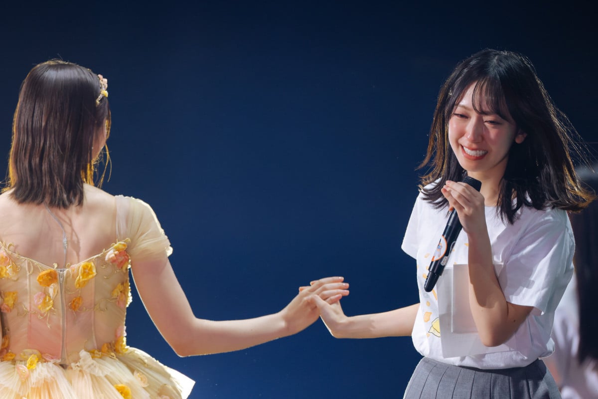 丹生明里 日向坂46 ガラス窓 ハロウィン オープニング 生写真 12種コンプ Amazon.co.jp: 日向坂46 ランダム生写真 ドレミソラシド音符衣装