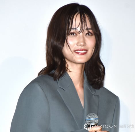 1lwZRxӏ܉{ƂR=wZl̉Rȑwxqbg畑䂠 (C)ORICON NewS inc. 