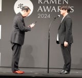 wTakumen Ramen Awards 2024x܎ɏoȂ()gASUSURU(C)ORICON NewS inc. 