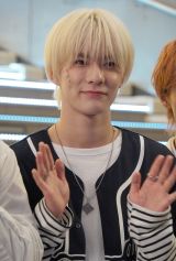 �����[�X�L�O�C�x���g�wLevel Up!DXTEEN!!!�x���J������ (C)ORICON NewS inc. 