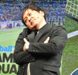 ムバッペのポーズを披露した有田哲平＝『eFootball　ウイコレCHAMPION SQUADS』チーフ・ウイコレ・オフィサー就任式（C）ORICON NewS inc. 