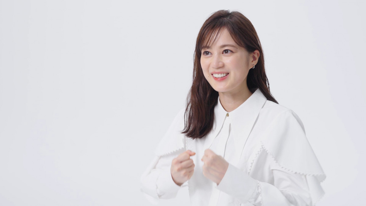 生田絵梨花さん　競馬　ポスターu0026チラシ 生田絵梨花、ポスターで福山雅治と\u201c共演\u201d「いろいろなところに私が潜ん