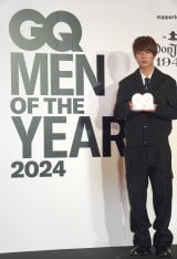 wGQ MEN OF THE YEAR 2024x܎҂̃tHgR[ɓoꂵxėYl (C)ORICON NewS inc. 