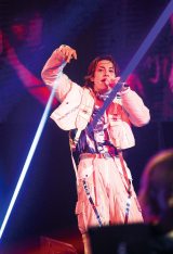 青山陸 フリスビー THE RAMPAGE・RIKU、無限カルビ→初手1枚に 30歳になって「よっ