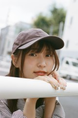 生配信付き菅井友香2025年AR機能カレンダー＆アクリルカレンダースタンドセット 再販】「菅井友香2025年4月始まりAR機能付きカレンダー