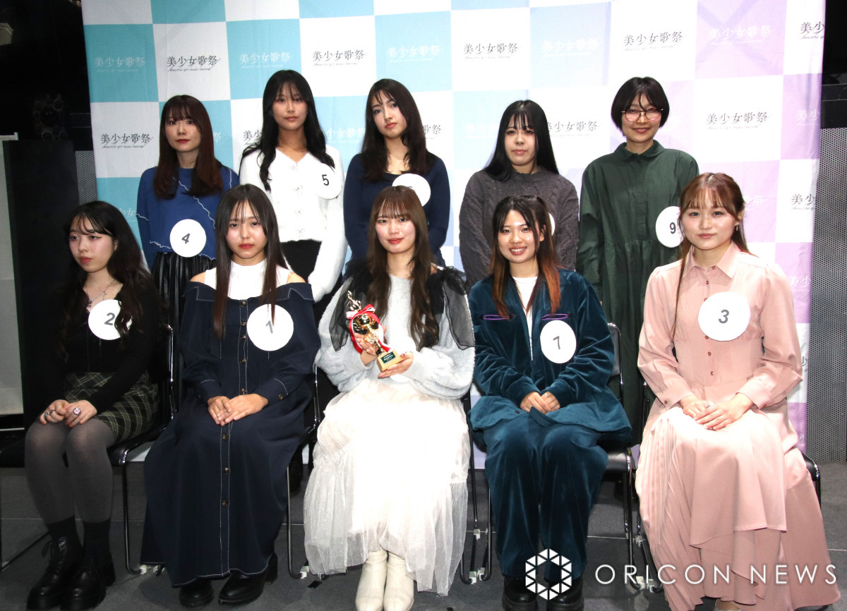 小女 画像・写真 | 菅原りこ「色のない世界にいるみたい」 今年を振り返り「落ちるところまで落ちた1年」 2枚目 | ORICON NEWS
