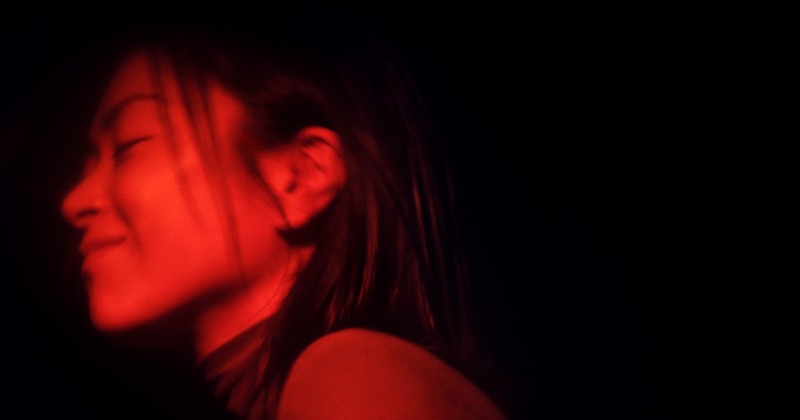 宇多田ヒカル、デビュー26年を迎え新アーティスト写真披露 最新曲