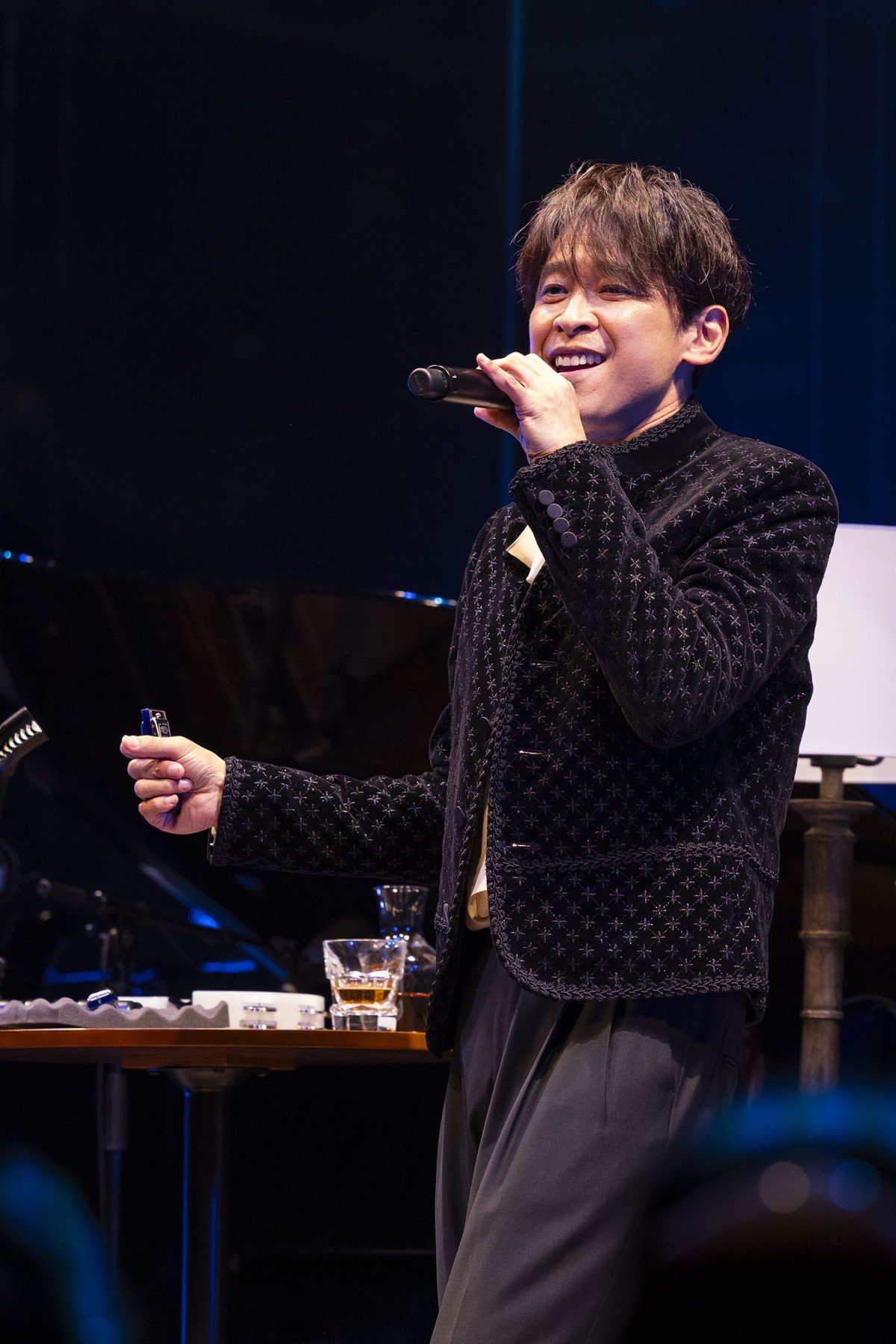 坂本昌行、ソロコンサートでV6、少年隊、SMAPを熱唱 中山優馬＆Aぇ