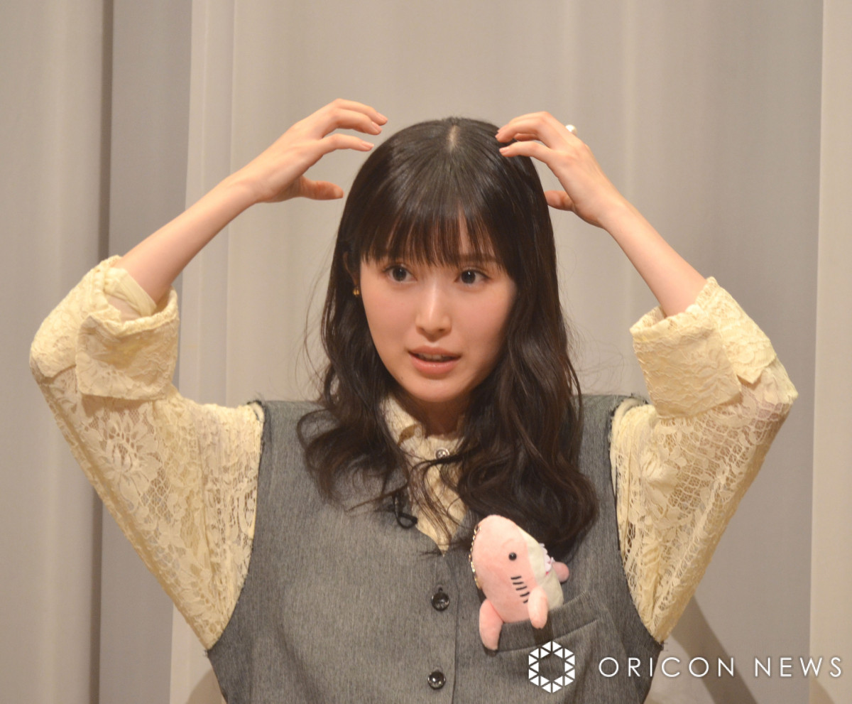wSُ̈xƊy߂! LʔƊwԓ{̐_Xɓoꂵ{从q (C)ORICON NewS inc. 