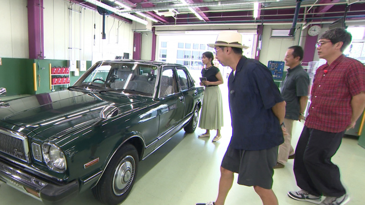 おぎやはぎ、44年前の極上トヨタ“高級セダン”に驚き「うそでしょ！考え