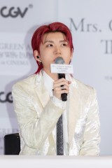 Guest Visitに参加したMrs. GREEN APPLEの若井滉斗（C） 2024 “Mrs. GREEN APPLE // The White Lounge in CINEMA” Film Partners 