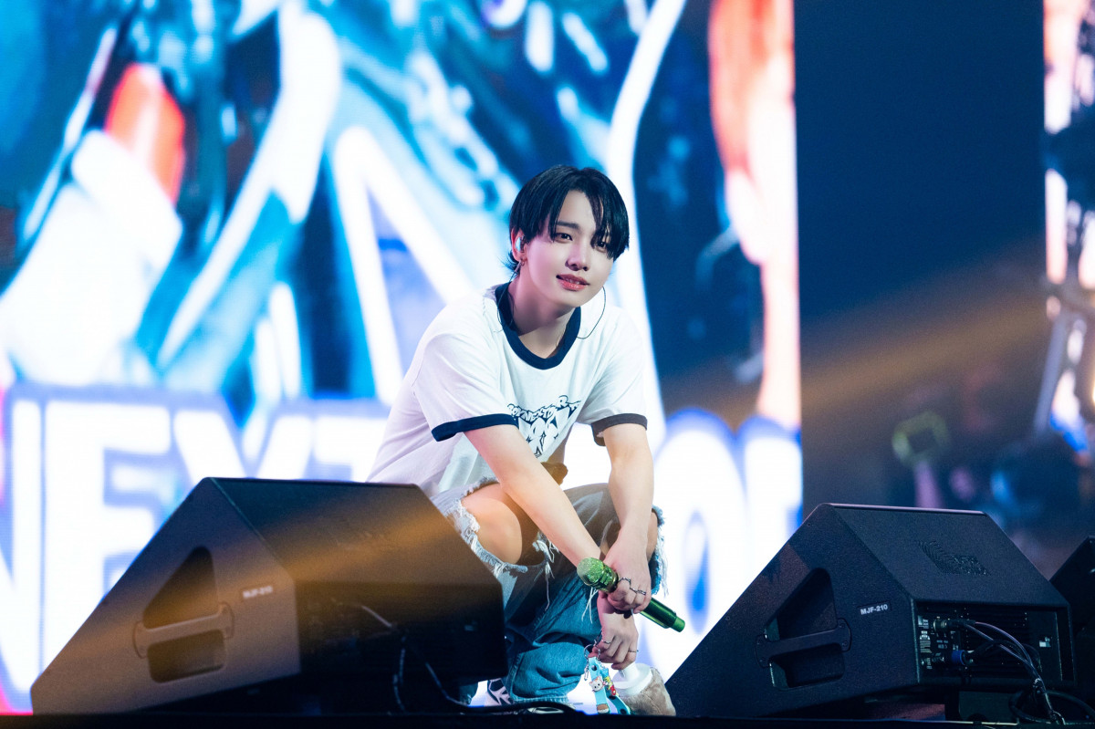 PRE-ORDER] BOYNEXTDOOR Tour Knock On Vol.1 Official MD Photo