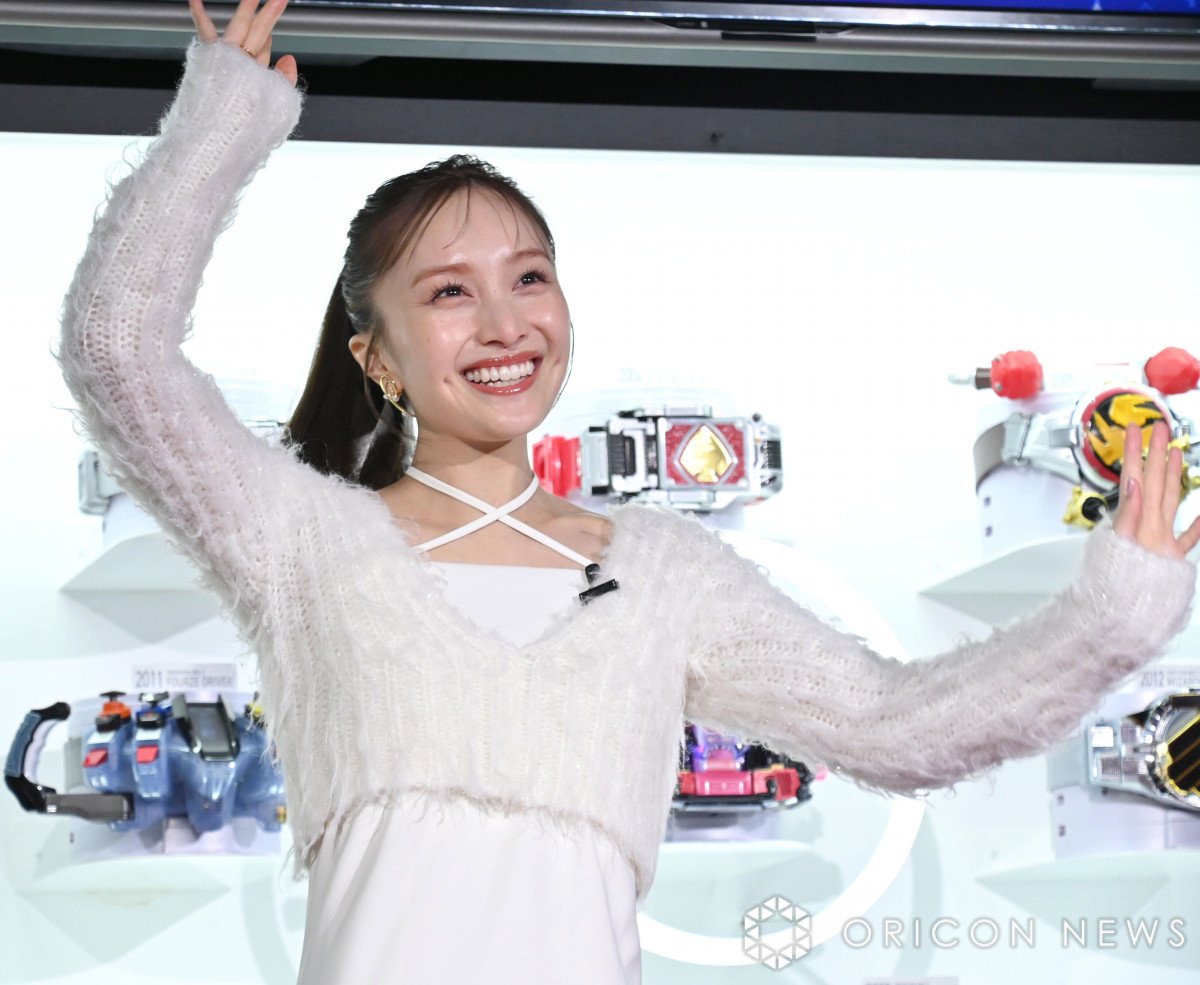 夏菜子 10歳差の鈴木福＆百田夏菜子、世代のおもちゃで盛り上がる『仮面