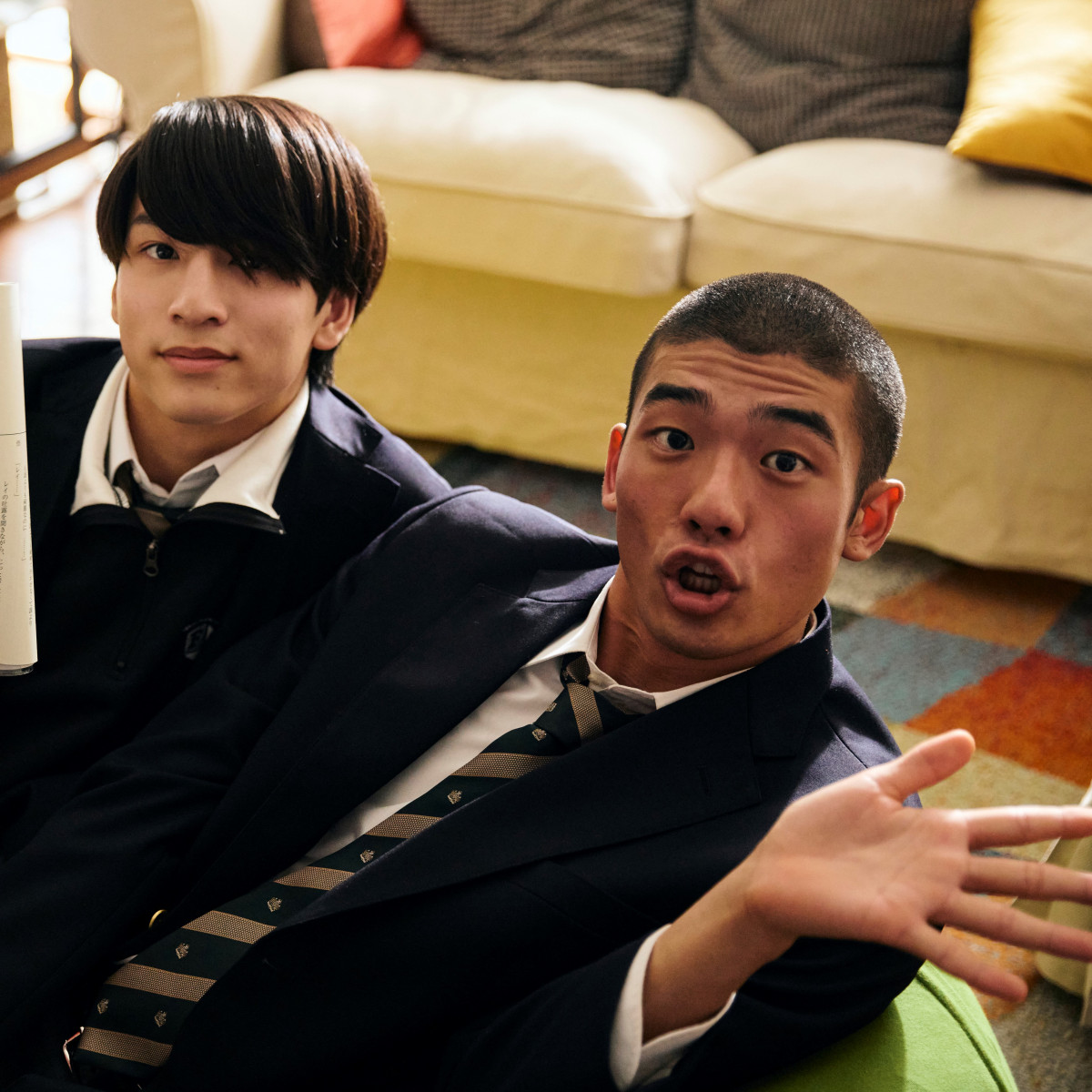 嶋崎斗亜主演『恋愛革命』主題歌は乃紫「接吻の手引」 和気あいあい