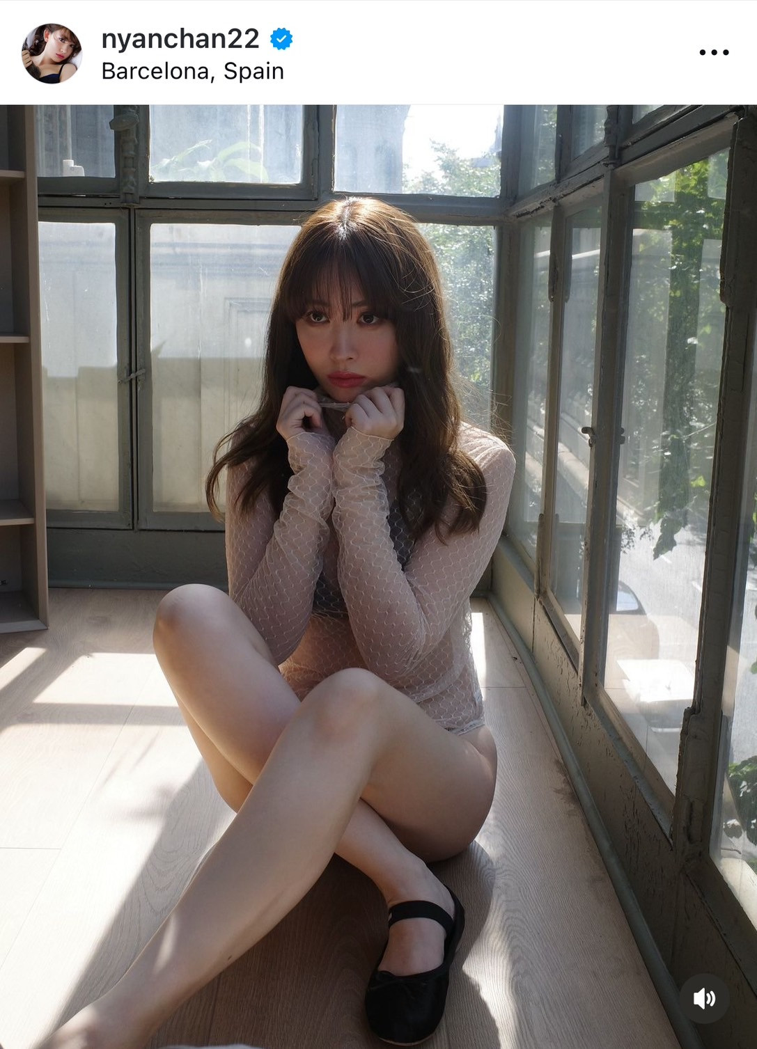 小嶋陽菜 写真集『かもしれない』2024年10月28日発売《ローソン