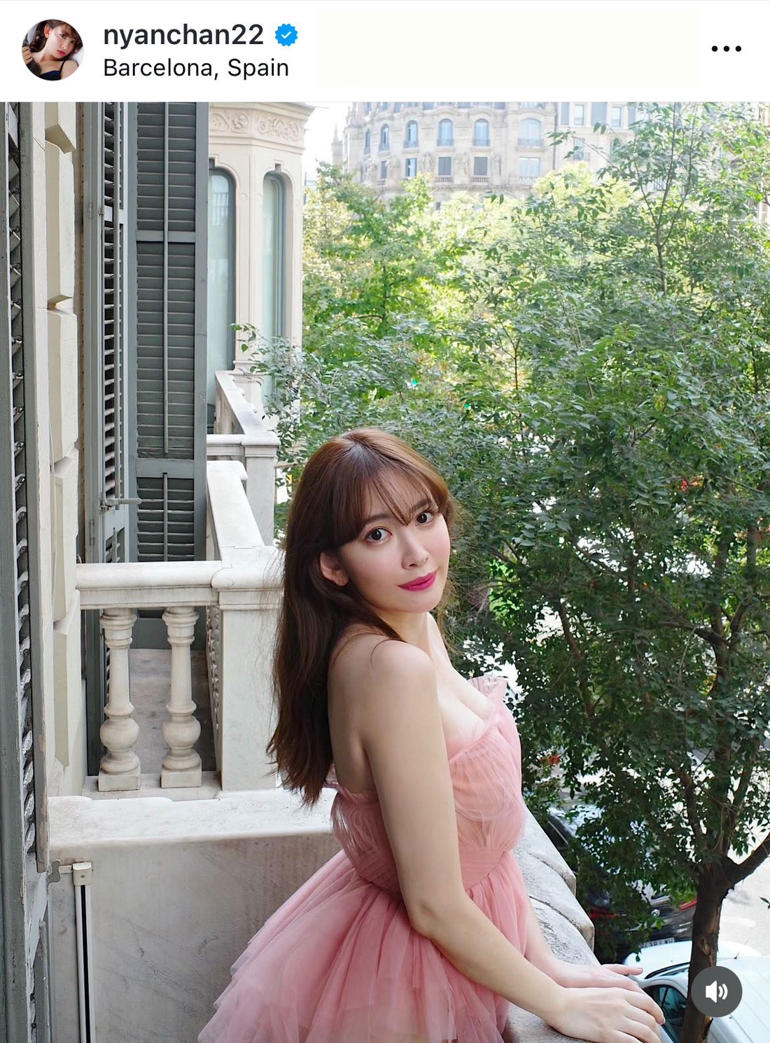 画像・写真 | 小嶋陽菜、ふんわり美乳あらわなボディスーツ姿