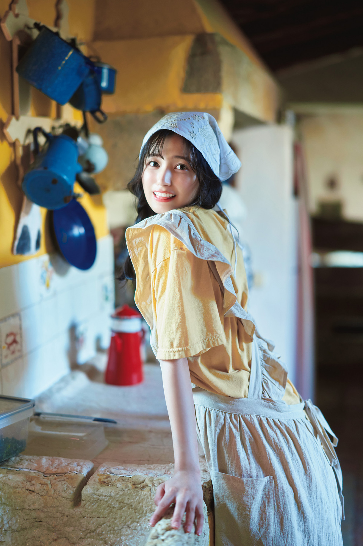 画像・写真 | 乃木坂46五百城茉央、プールサイドに“ちょこん”座り 1st