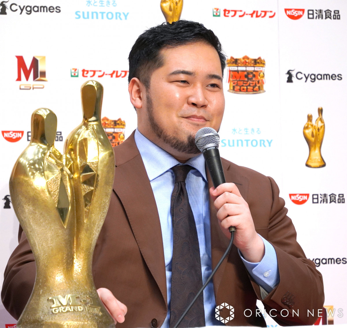 wM-1Ov2024xDɓoꂵߘa}EP(C)ORICON NewS inc. 