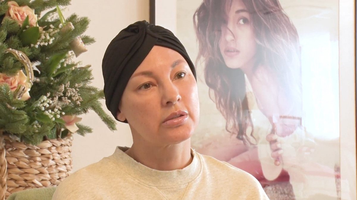 梅宮アンナ⭐︎ダウンベスト がん闘病中の梅宮アンナ 「大丈夫だよ」の励ましに違和感 かけられて