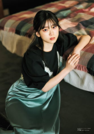 櫻坂46 山下瞳月 B2タペストリー 櫻坂46 山下瞳月 B2タペストリー