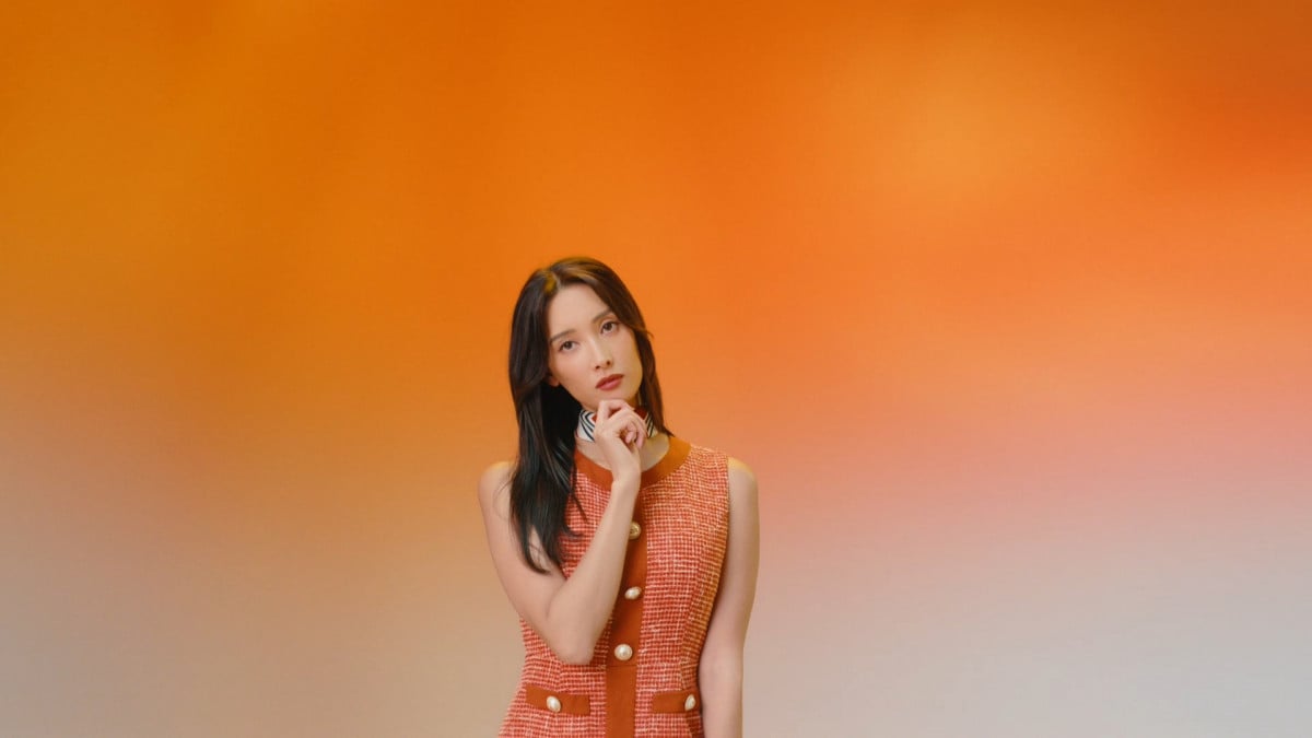 画像・写真 | 菜々緒、新年に“こっぱずかしい”ポーズ披露「いとおしい