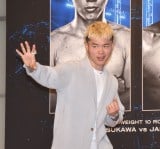 wPrime Video Boxing 11xɏoȂߐ{VS(C)ORICON NewS inc. 