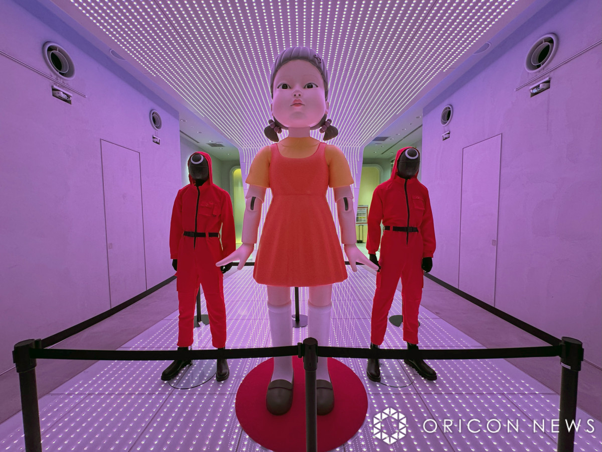 画像・写真 | 東京・銀座に特大ヨンヒ人形出現 Netflixシリーズ 画像・写真 | 東京・銀座に特大ヨンヒ人形出現 Netflixシリーズ