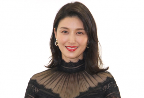 ���{�}�i�~ �iC�jORICON NewS inc. 