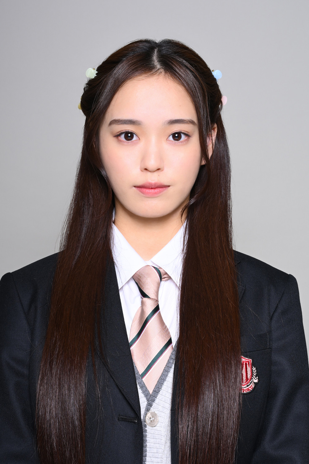 野村萌香  画像・写真 | 日曜劇場『御上先生』生徒紹介 出席番号（1）綾瀬智花役・大塚萌香「まさか選ばれるとは思っていなかった」 1枚目 | ORICON  NEWS