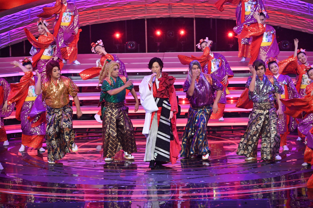 紅白】アルピー＆安村＆もう中、山内惠介のバックダンサーに 『有吉の