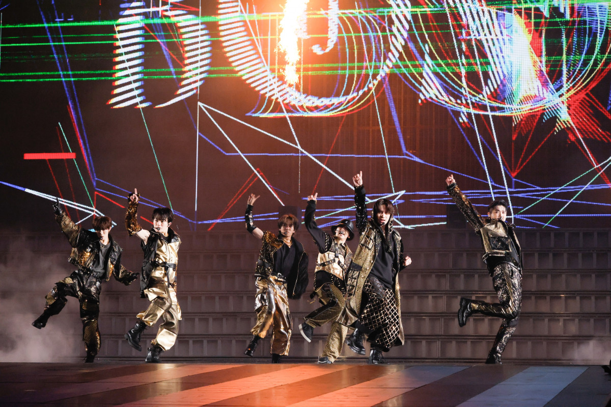 Travis Japan、“7人”の想いあふれるステージ 大躍進遂げ国内ツアーに