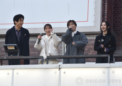 ABCテレビ・テレビ朝日系新ドラマ『フォレスト』のPRイベントを行った（左から）中川大輔、比嘉愛未、岩田剛典、ファーストサマーウイカ （C）ORICON NewS inc. 