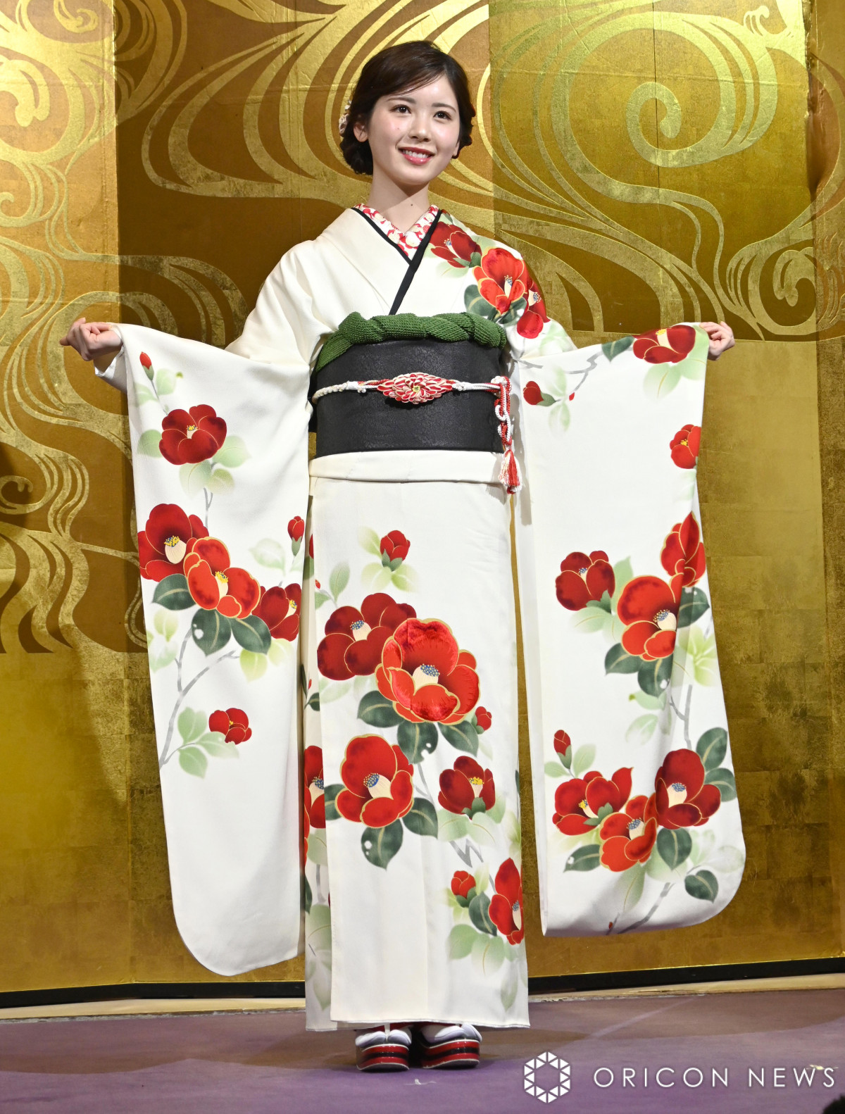 【新品】未仕立て品 乃木坂46井上和さんコラボ振袖 フルセット 和装