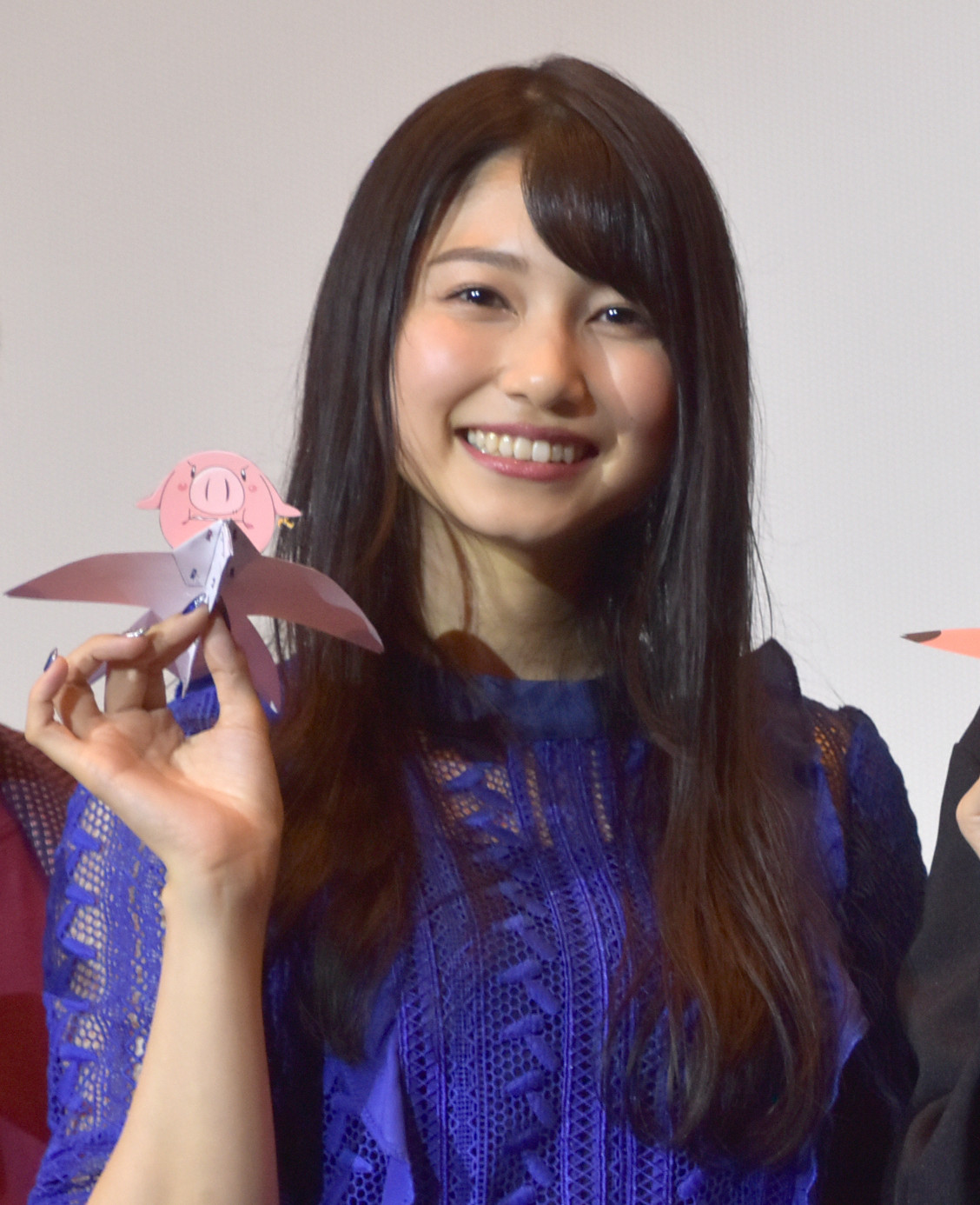 雨宮天 雨宮天、チャイナ服で美脚チラリ 「足技を繰り出せそうな強キャラ感」話題 | ORICON NEWS
