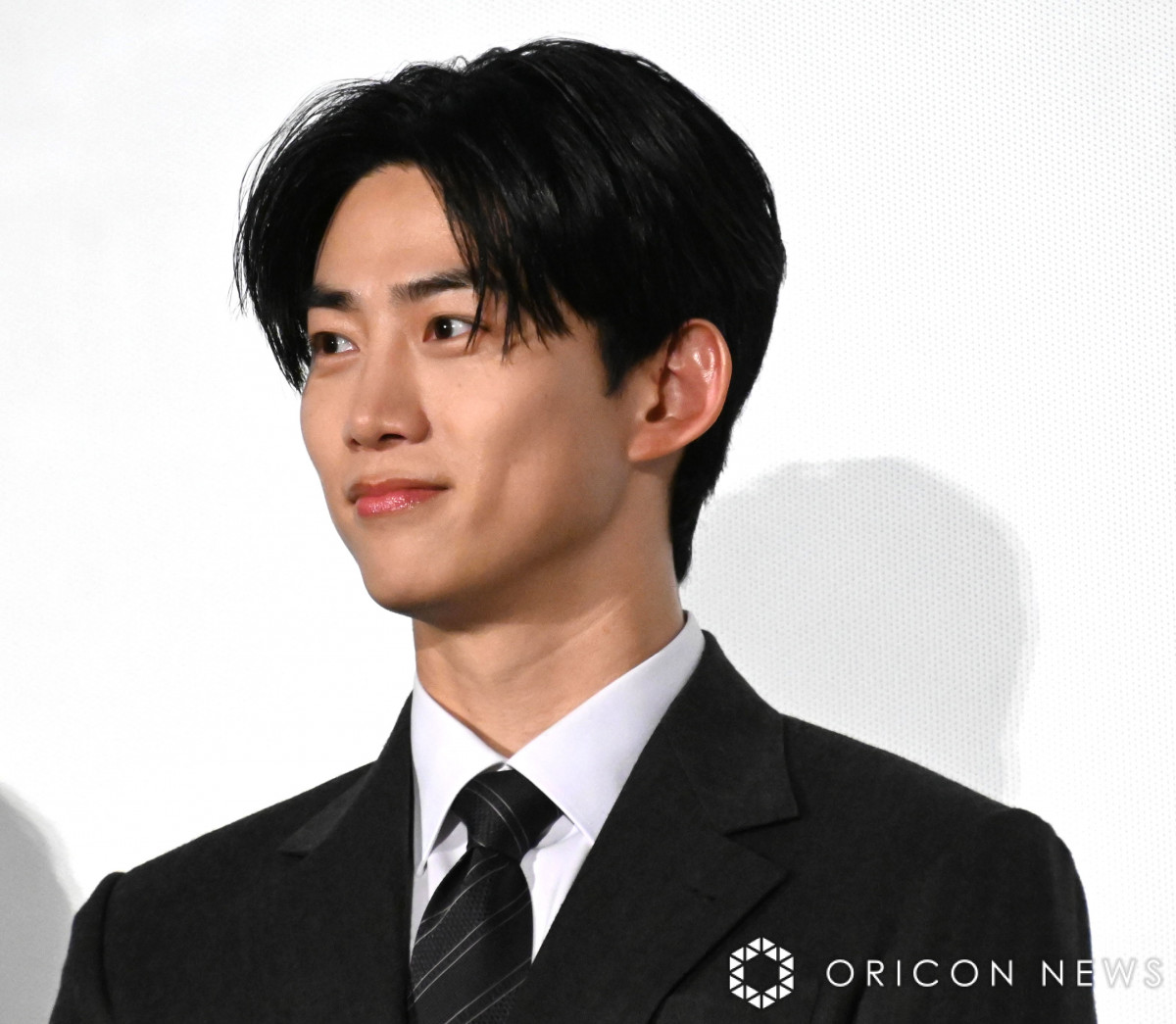 fwO]Epxqbg畑䂠ɓoꂵINEeM (C)ORICON NewS inc. 