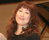 ��쌰�q�@��2010�N�B�e �iC�jORICON NewS inc. 