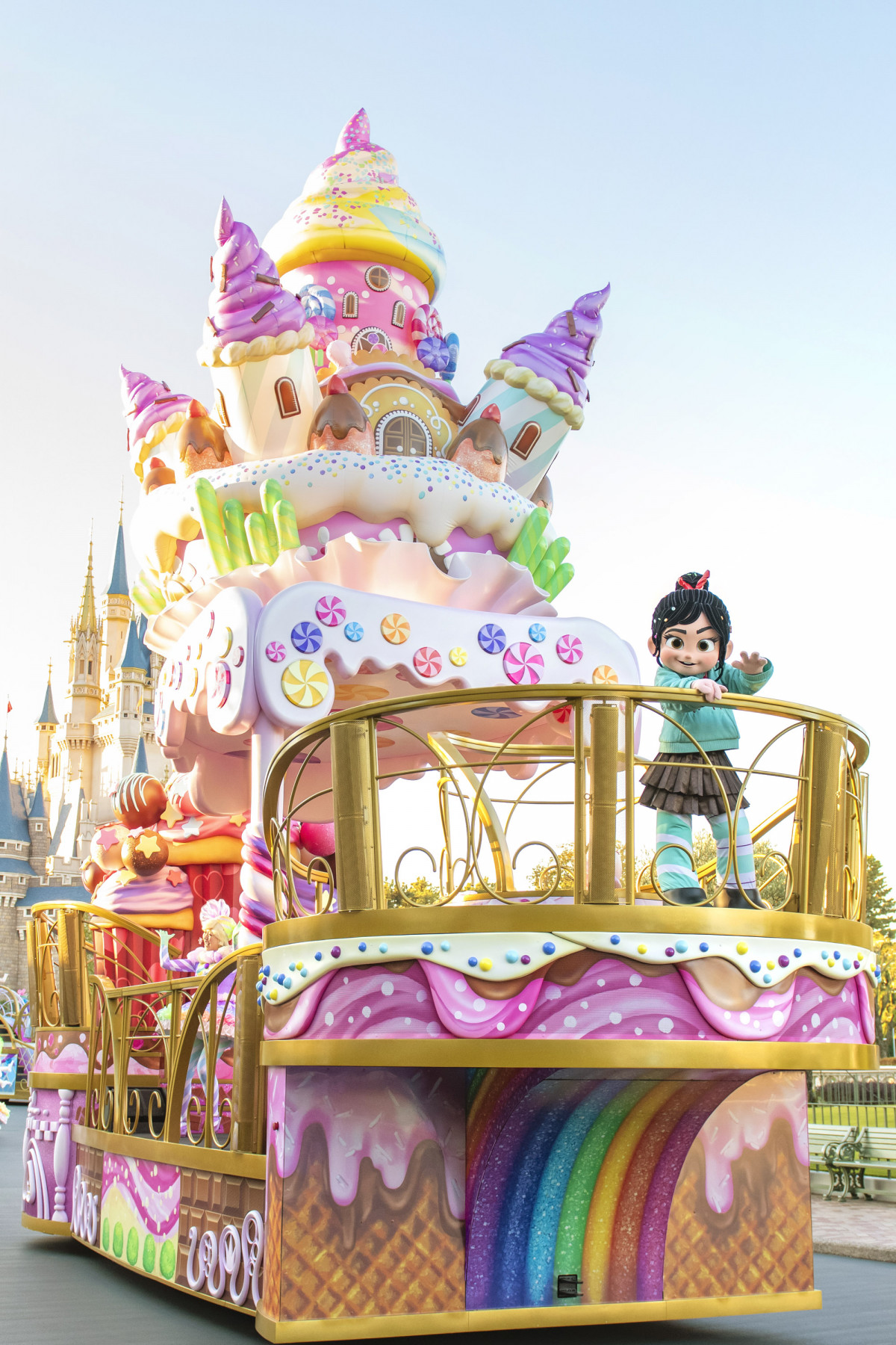 wfBYj[Epp[Ux̑3ew@lỹXEB[cE|bvE[hx̃V[wCbcEAEXEB[ct^C!x(C)Disney 