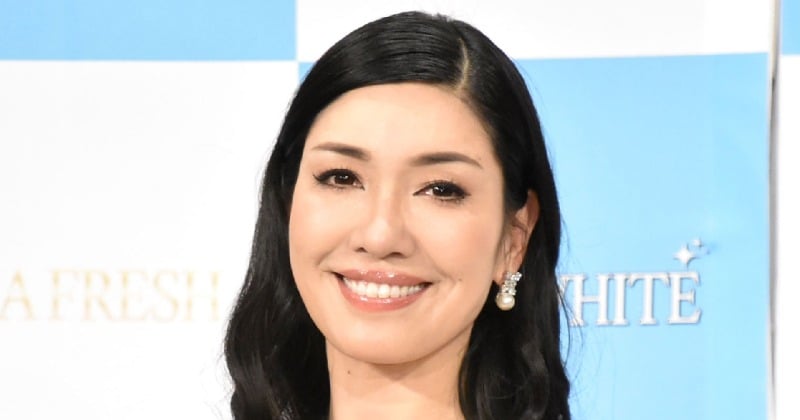 アンミカ、54歳迎えた夫と“顔出し”夫婦2ショット「お似合いなお二人