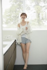 渡邊渚　撮影:三宮幹史／渡邊渚フォトエッセイ『タイトル未定（仮）』（講談社）より 